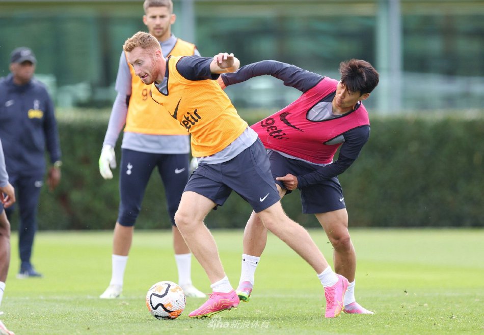 却饱含了对 却饱含了对