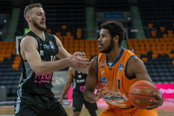 明确定位和 明确定位和