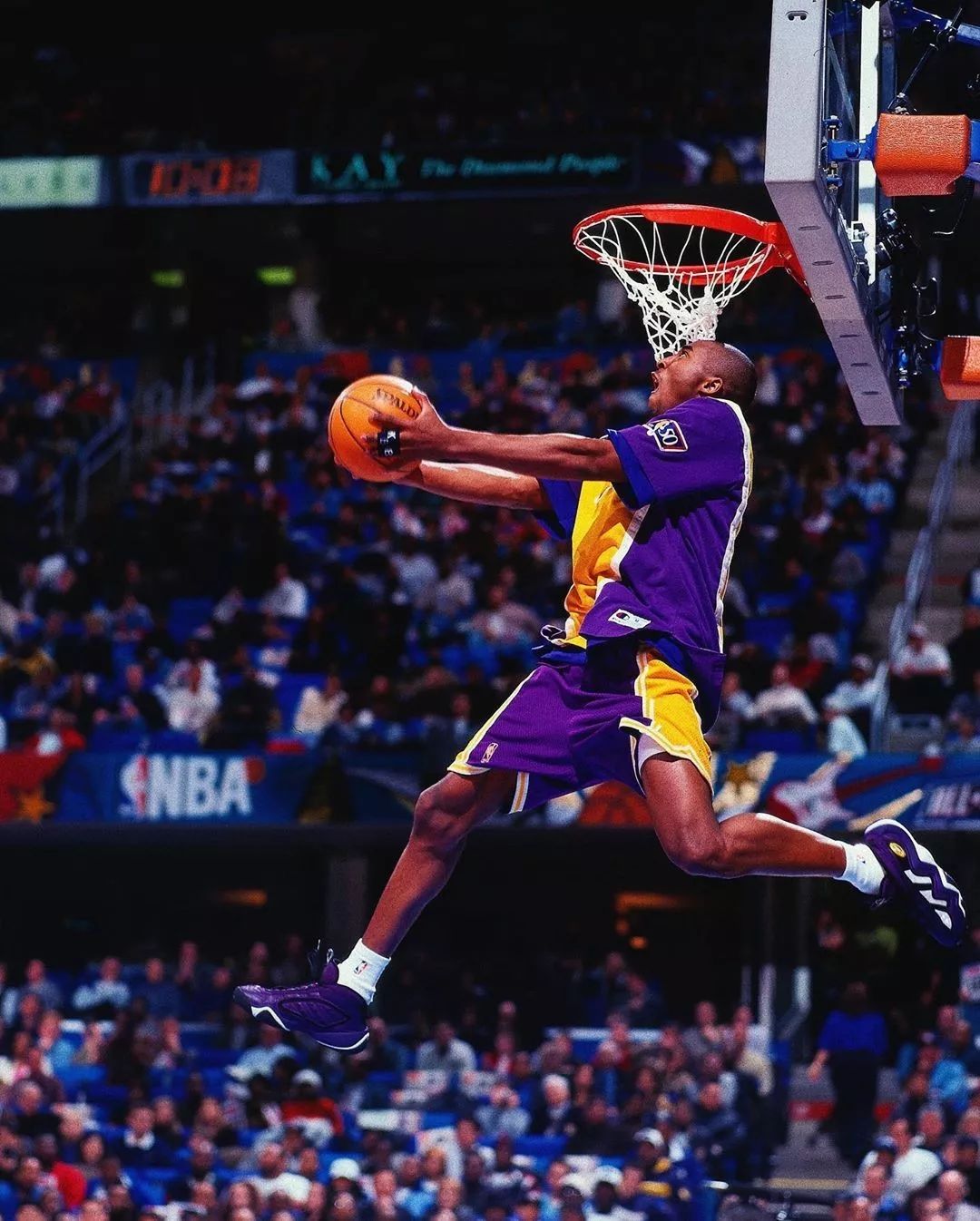 比赛通常被 比赛通常被